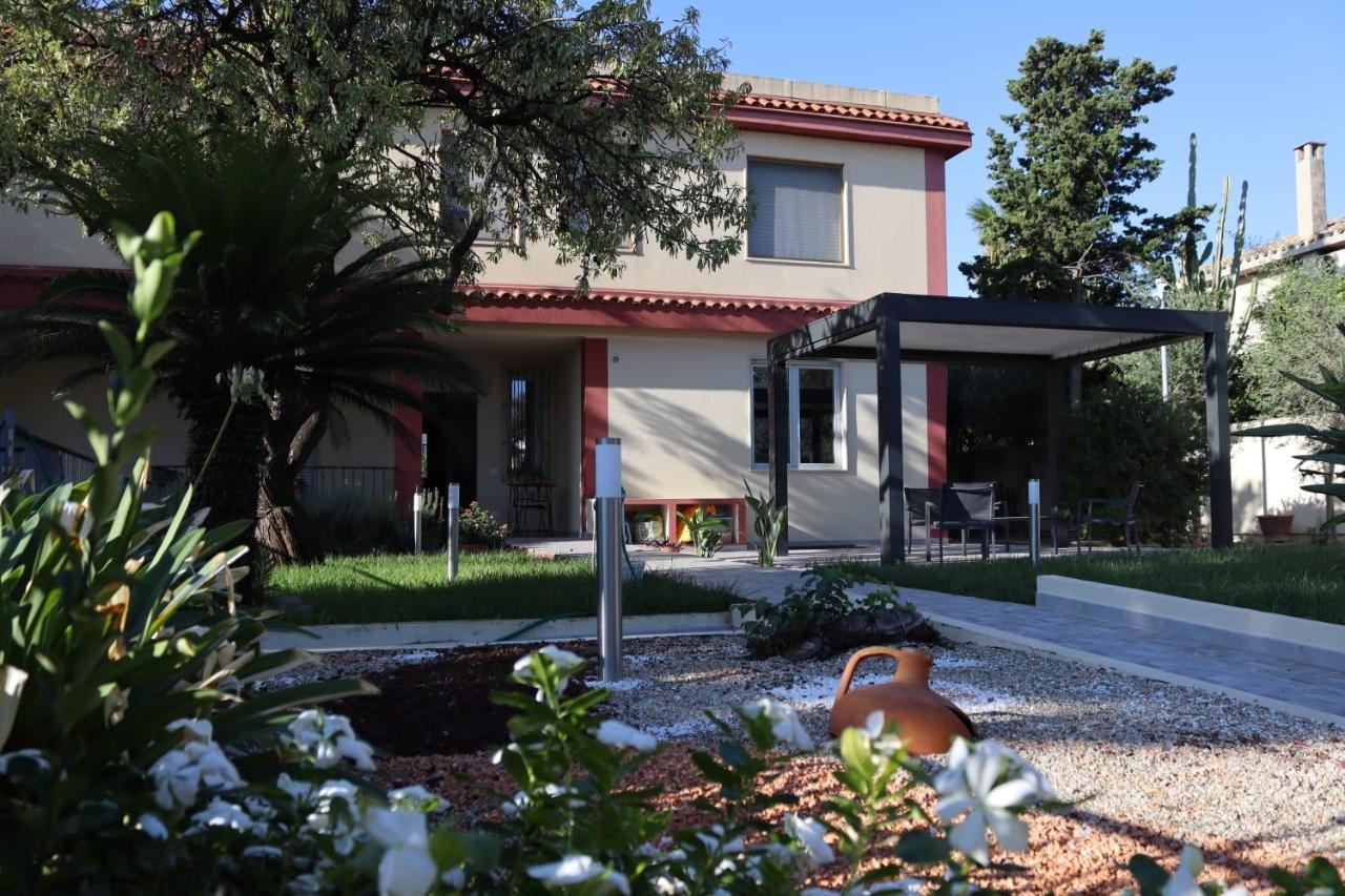 Quartu SantʼElena Bed&Breakfast Villa Nora מראה חיצוני תמונה