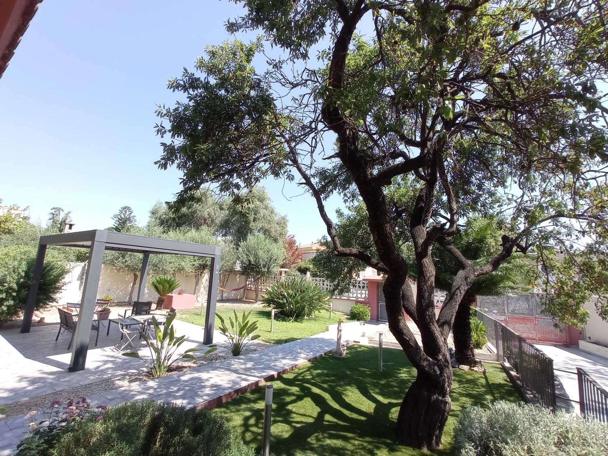 Quartu SantʼElena Bed&Breakfast Villa Nora מראה חיצוני תמונה